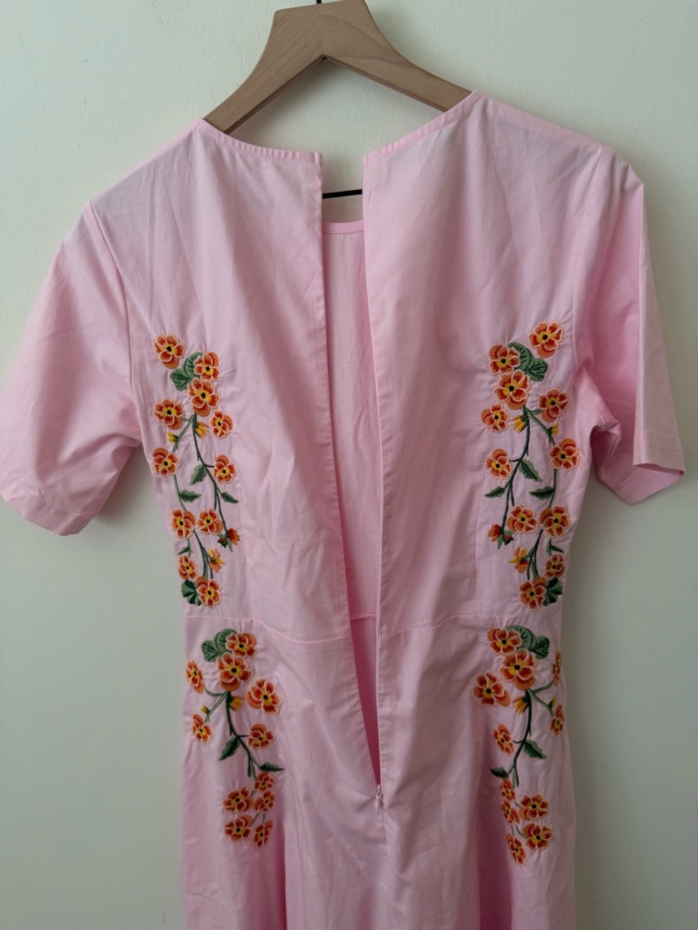 NWT Fanm Mon Amaka Dress Pink Midi Cotton Floral Embroidery Size Medium - Picture 5 of 5